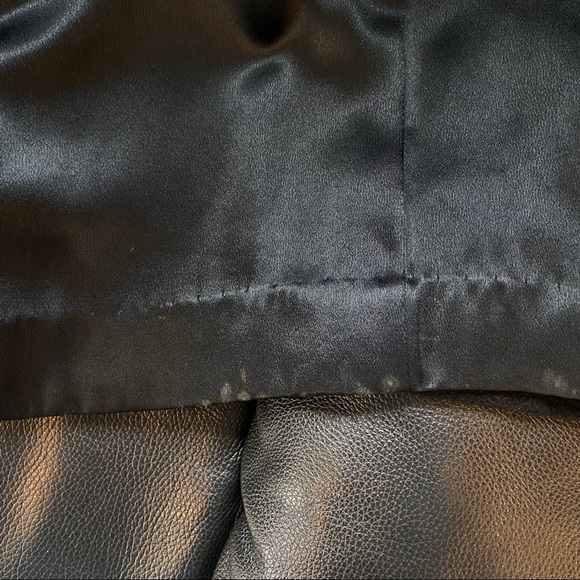 Vintage Cashmere Coat with Fur Collar - Picture 15 of 16